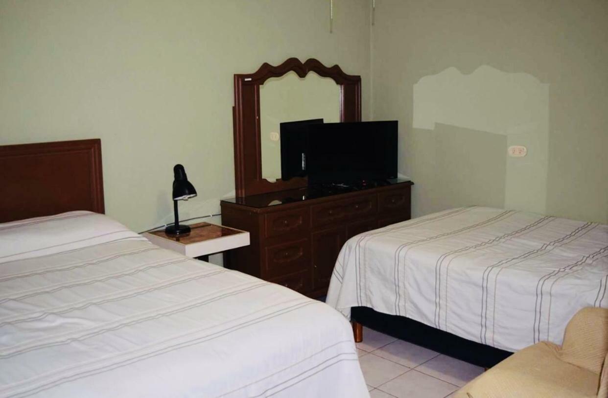 Brisas Del Caribe Suite Playa del Carmen Esterno foto